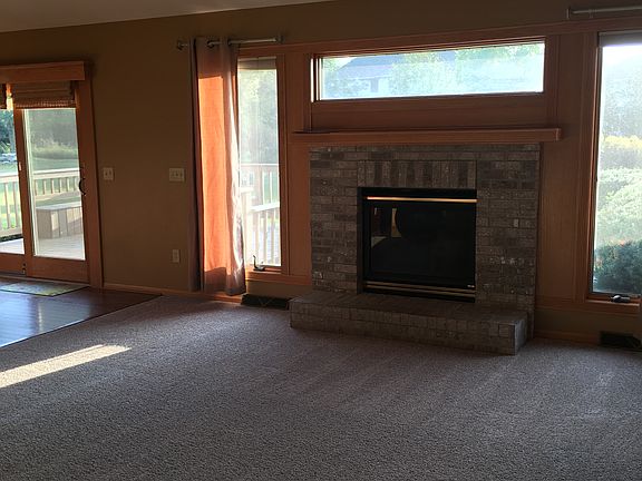 5th image of 2964 Autumn Ln