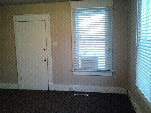 2nd image of 463 32nd St #1