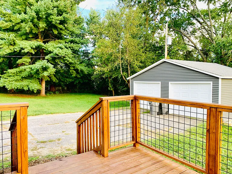 112 E Southern Dr — Photo 4