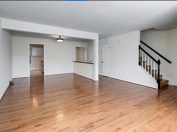 4th image of 404 Bethany Dr