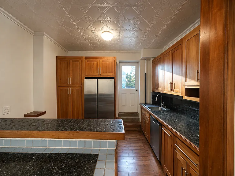1179 Bedford Ave #2 — Photo 5