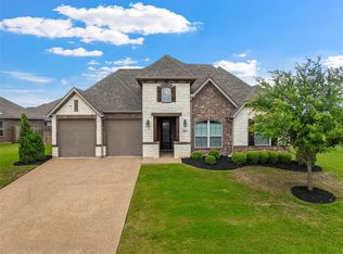 307 Oak Meadow Trl, Mc Gregor, TX 76657