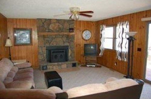 5th image of 13 Huntington Ln