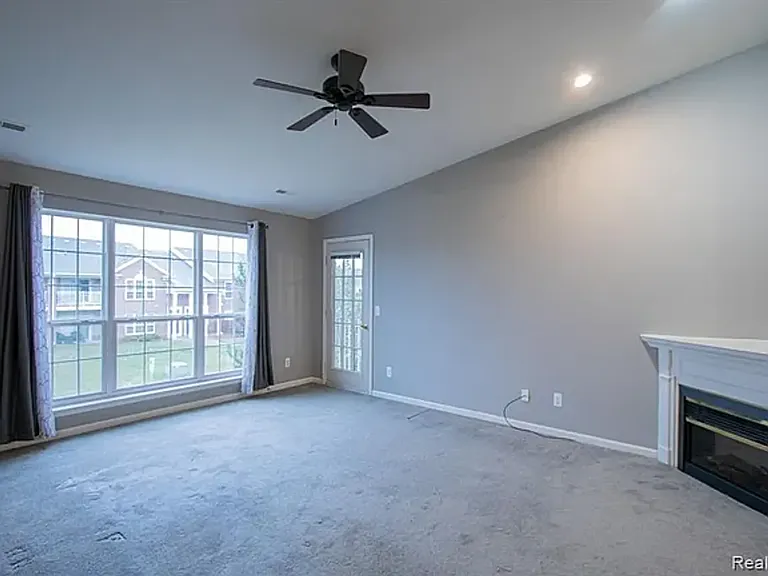 51602 Stern Ln — Photo 6