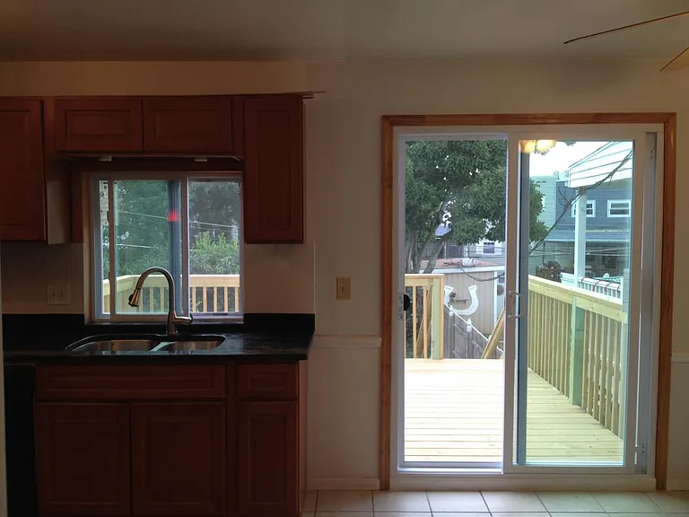 3633 E Crown Ave — Photo 11