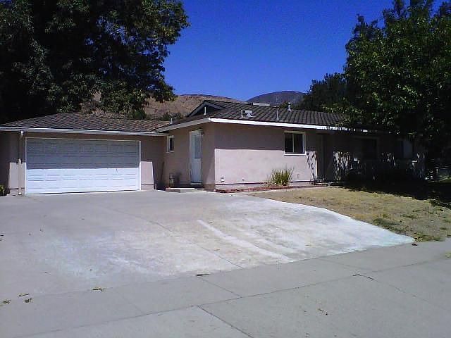 1st image of 604 W 52nd St