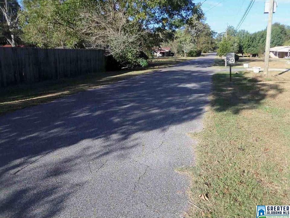 2nd image of 500 Pate St