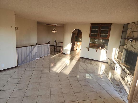 4th image of 4208 Napier St