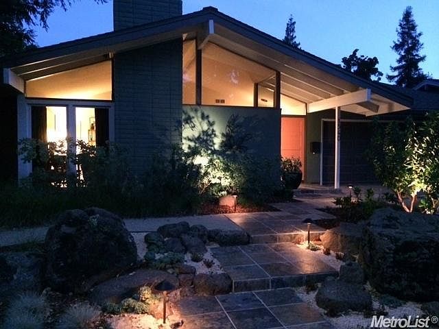 1st image of 1540 Brown Dr