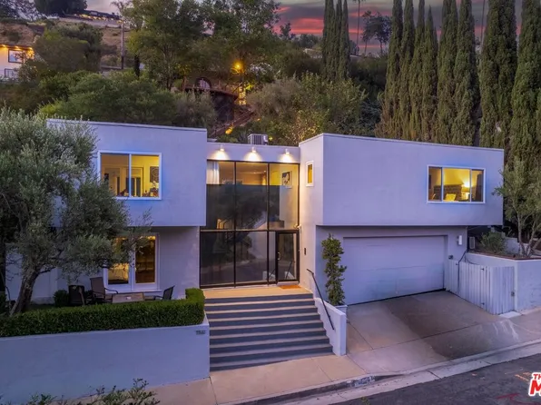 7561 Devista Dr, Los Angeles, CA 90046