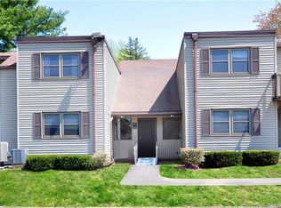 1604 Twin Circle Dr #1604, South Windsor, CT 06074