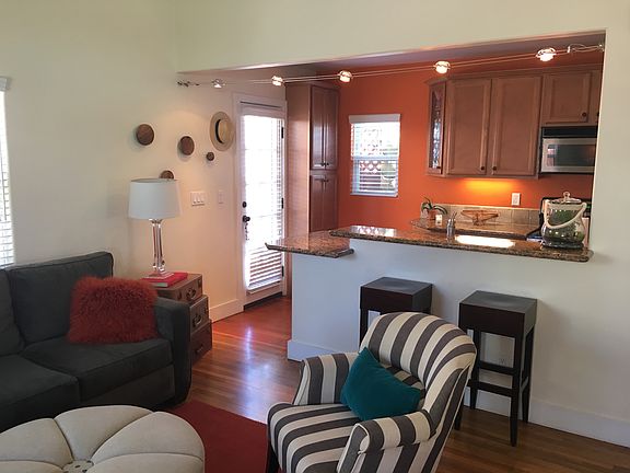 3rd image of 4625 Idaho St