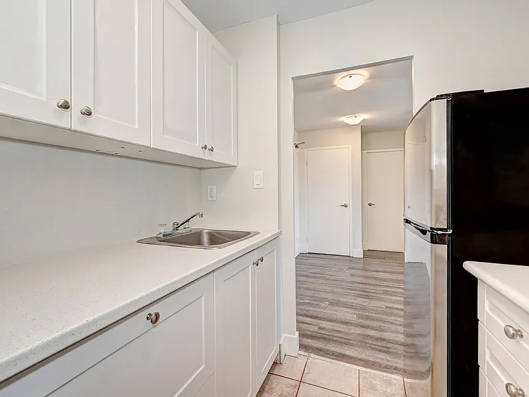 120 Grand Ave — Photo 7