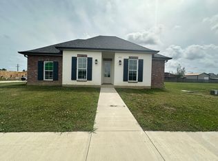 219 Newsom Dr, Houma, LA 70360