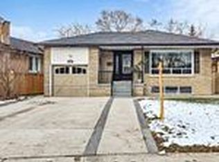 189 Kingsview Blvd, Toronto, ON M9R1V7