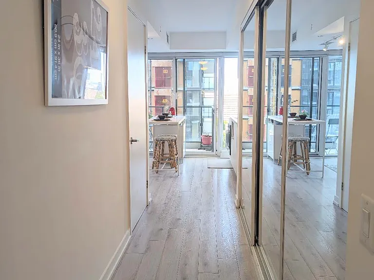 77 Shuter St #1707 — Photo 6