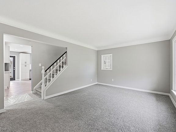 5th image of 4027 W 227th St