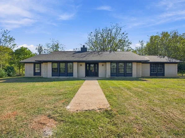 1360 County Road 122 E, Nacogdoches, TX 75965