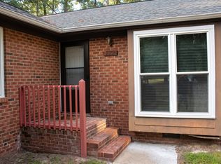 122 Girard Ave, Fayetteville, NC 28311