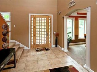 2298 Forest Reed Pl, Le Claire, IA 52753