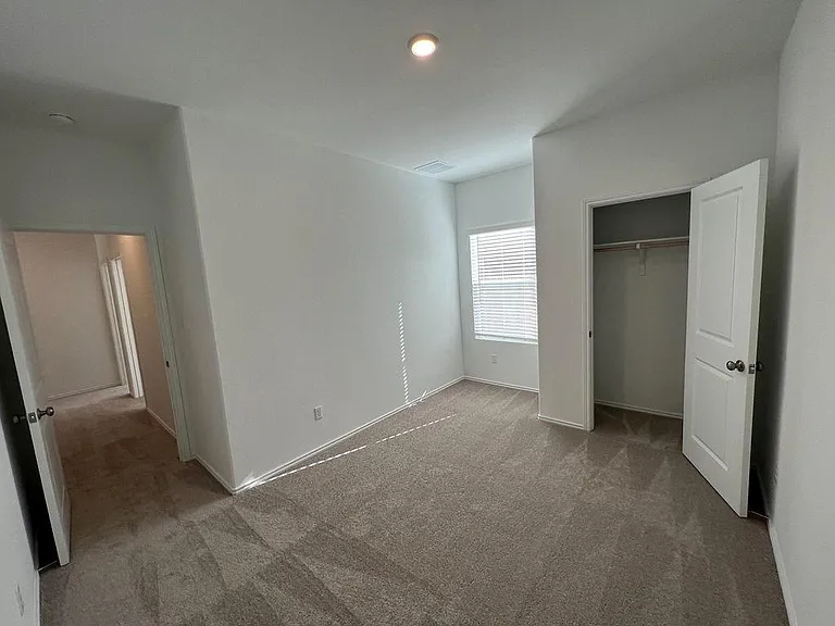 1127 Catfish Ln — Photo 28