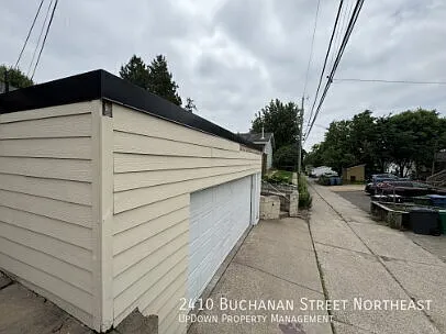 2410 Buchanan St NE — Photo 2