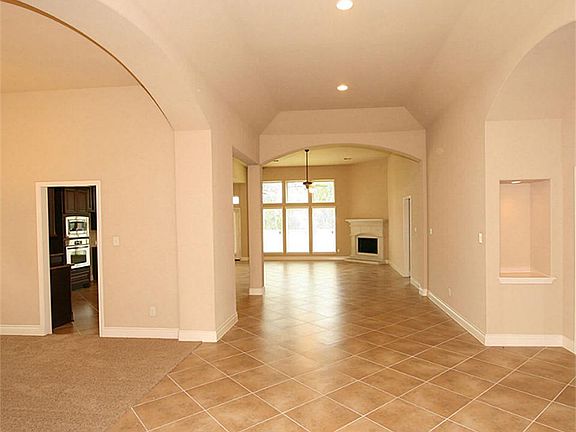 2nd image of 4103 N Creekmont Dr