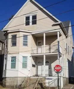 32 Hawkins Street, Waterbury, CT, 06704