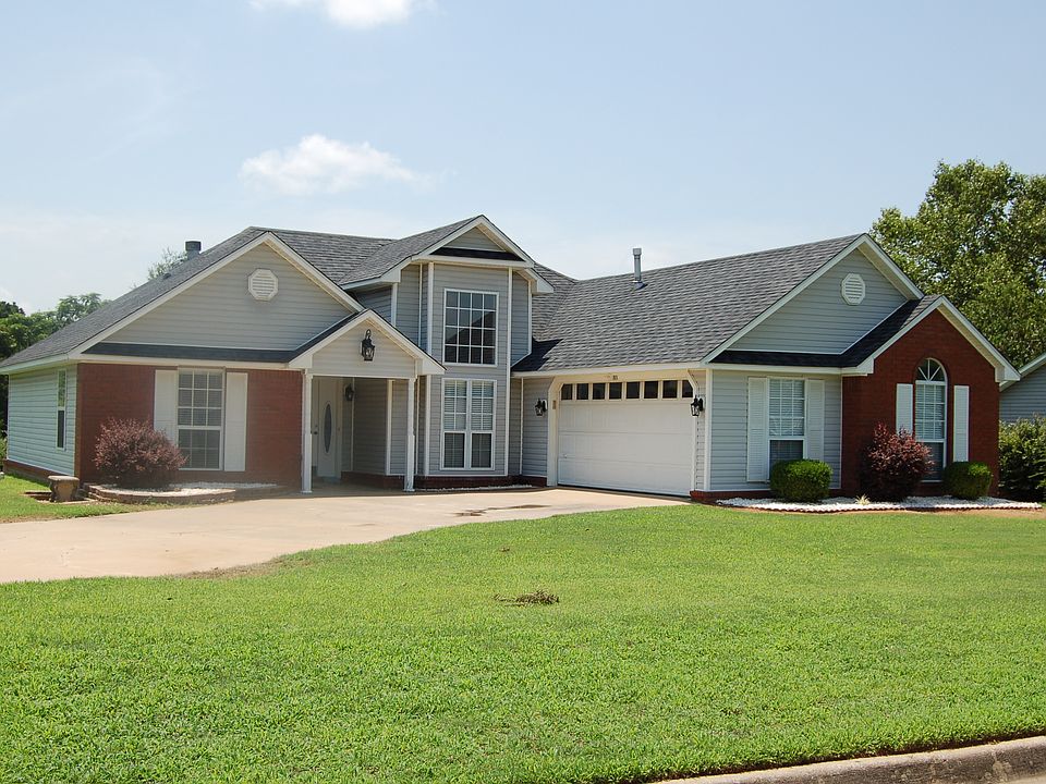 1st image of 801 Boulder Dr