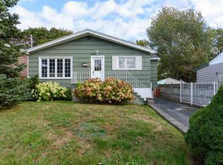 86 Woodland Ave, Dartmouth, NS B3A3K3