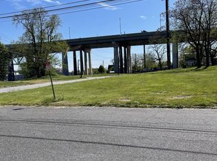 226 Edwards St, Chester, PA 19013