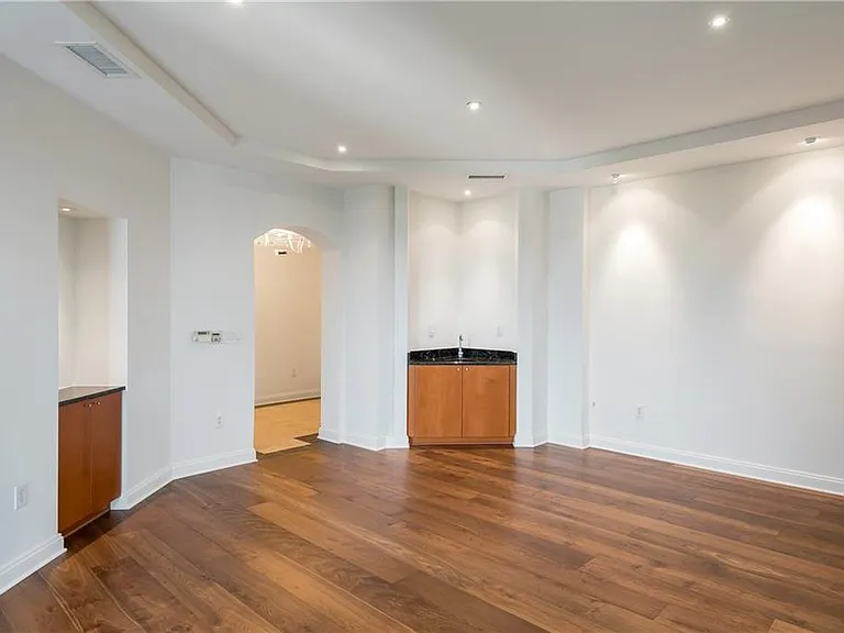 2828 Peachtree Rd NE #1903 — Photo 7