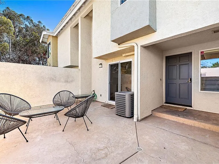 2140 Orinda Dr #B — Photo 17