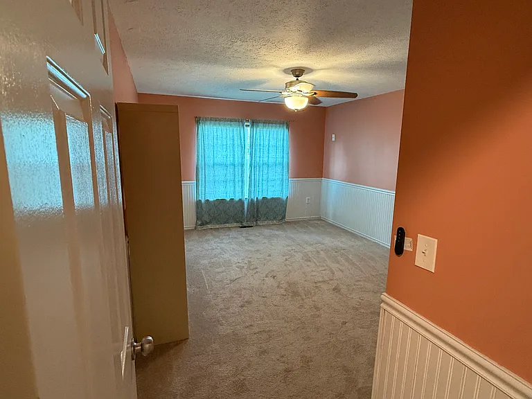 61 Bertram Blvd — Photo 10