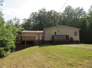 7395 Grady Ln, Pound, VA 24293