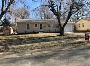 3 NW Walnut St, Lees Summit, MO 64063