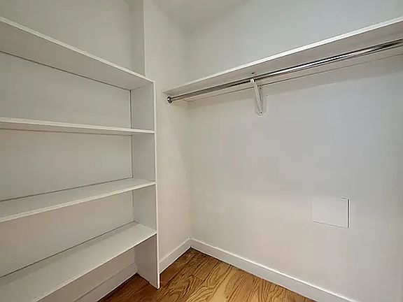 5th image of 503 W 46th St APT 2