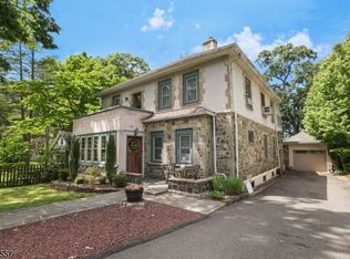 26 Maple Rd, Ringwood Boro, NJ 07456