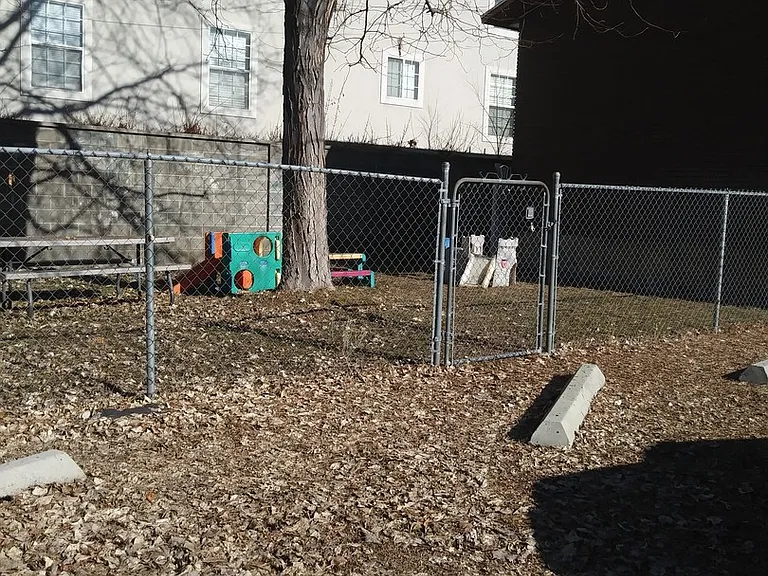 Heritage Apartments (X plex) — Photo 4