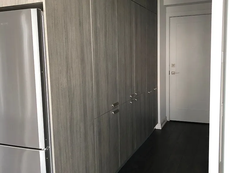 50 Charles St E #4513 — Photo 2