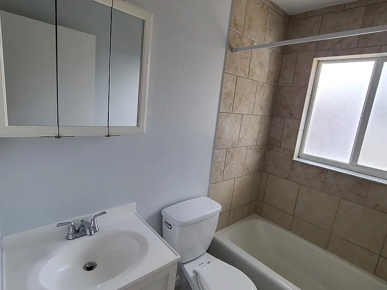 203 Santurce Ave #B — Photo 3