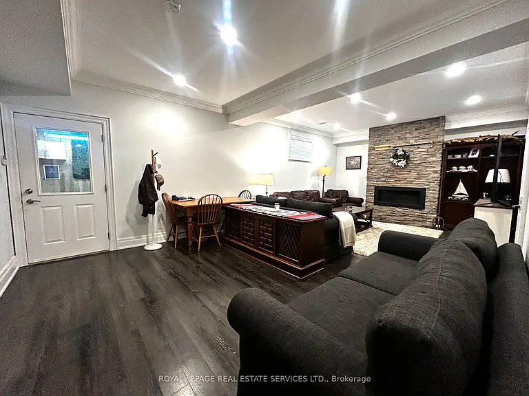 71 Stockdale Cres — Photo 9