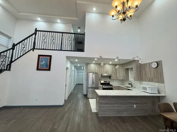 4920 167th Street, Fresh Meadows, NY 11365