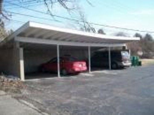 5th image of 2212 Broadmoor Dr