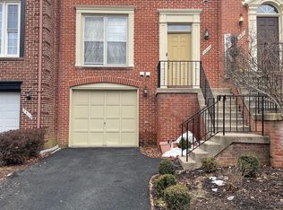 7510 Cadbury Row, Alexandria, VA 22315