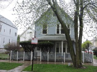 3539 W Melrose St, Chicago, IL 60618