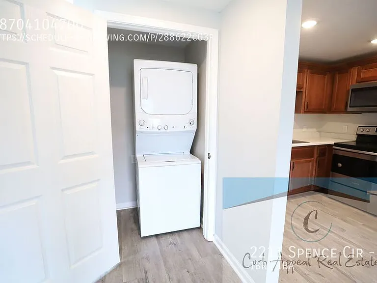 2211 Spence Cir #3 — Photo 2