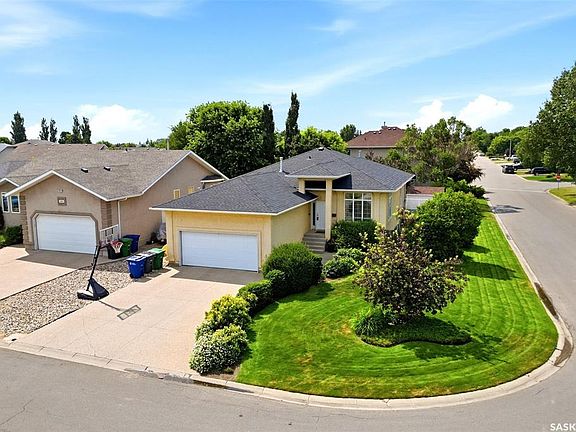 3rd image of 54 Qu'Appelle CRESCENT