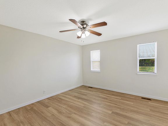 2731 N Lorraine Wichita KS-large-006-017-C8A9849-1499x1000-72dpi_05082023