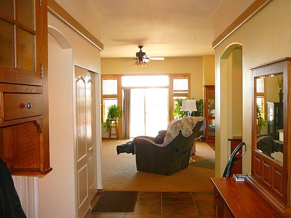 4th image of 9421 Castlewood Dr SE